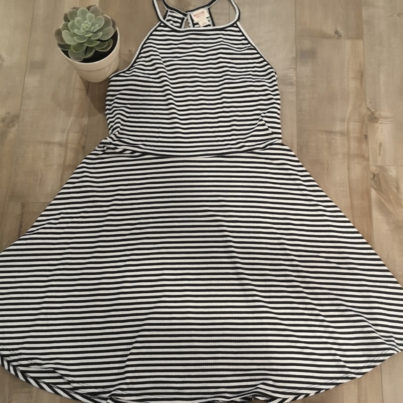 Mossimo skater dress - Picture 1 of 4